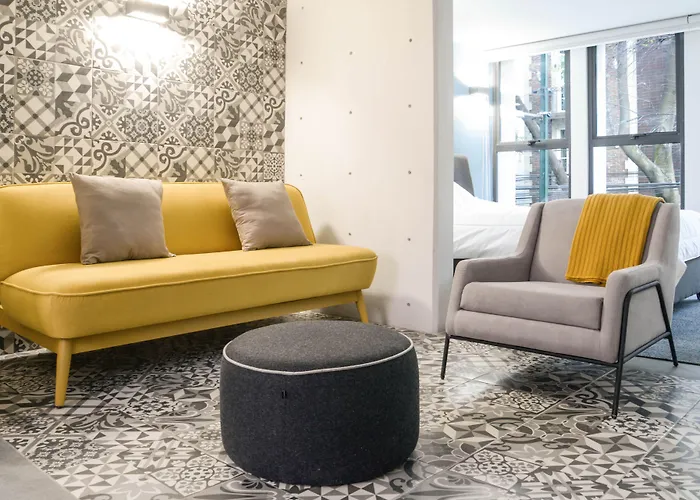 Niu Modern & Centric Lofts